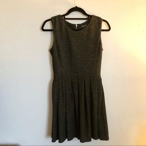 (NWOT) Aritzia | Talula Waldorf Dress (w pockets!)